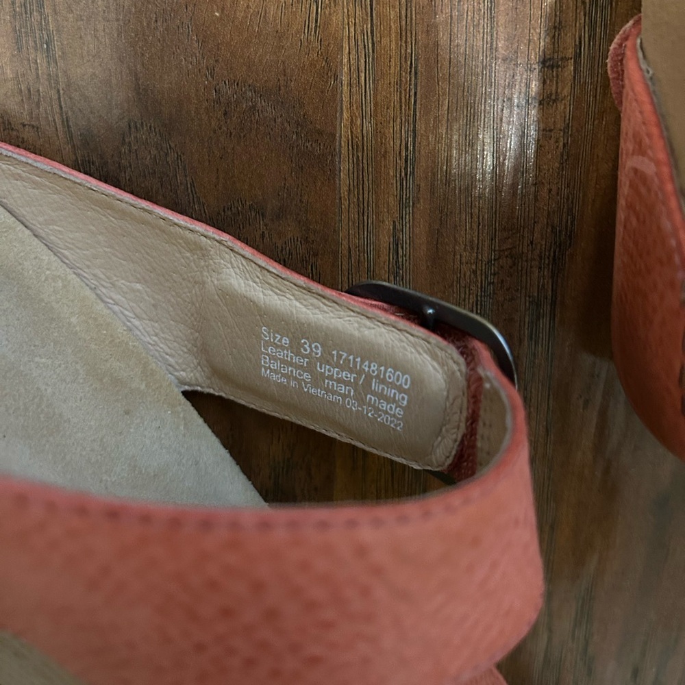 Dansko Tan Milled Burnished Tanya Womens Sandals in Coral Open Toe Slides - Picture 11 of 11